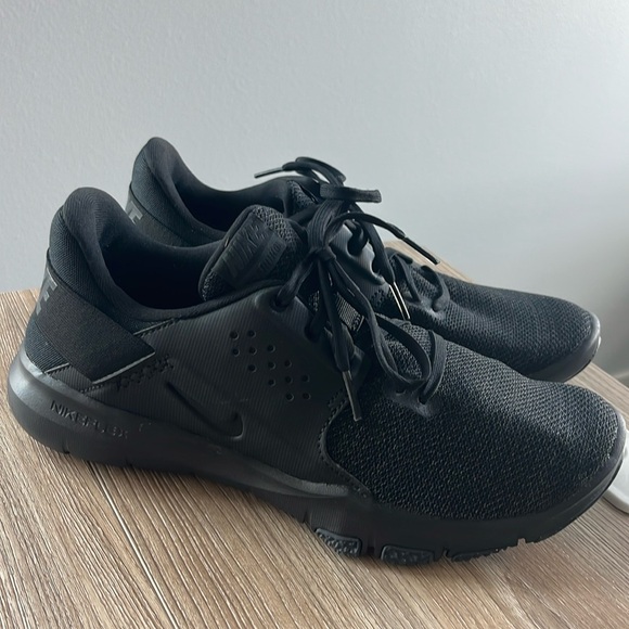 NWOT-Nike Flex Control 3 Men’s Training Shoe in Black - Picture 3 of 9